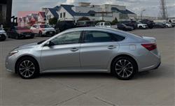 تويوتا أفالون